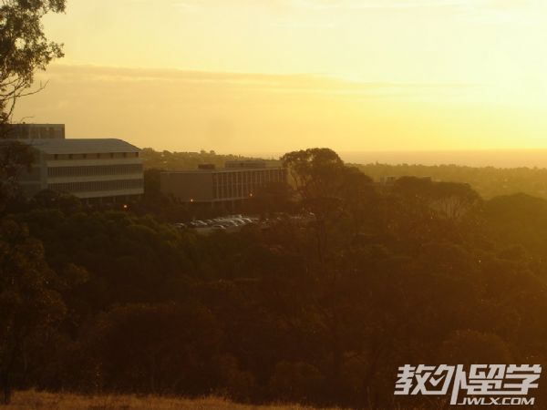 申请澳大利亚弗林德斯大学需要什么条件