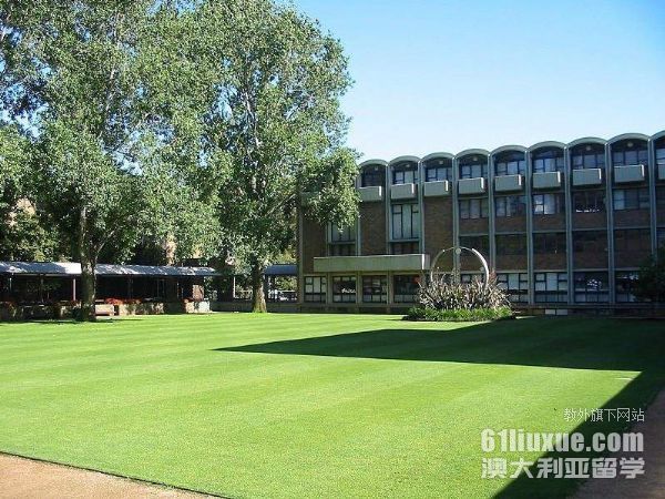 新南威尔士大学金融分析硕士学费