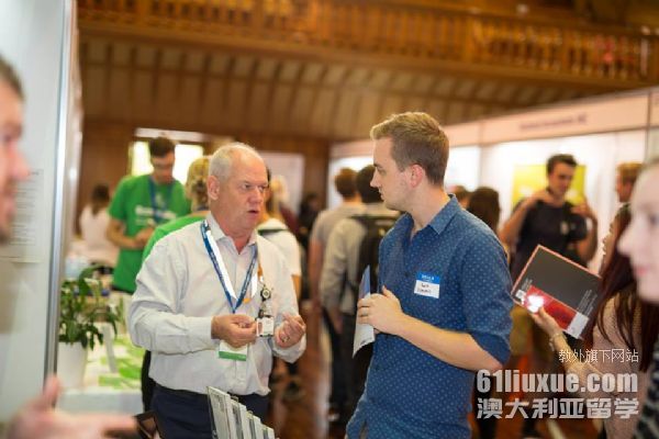 澳洲拉筹伯大学研究生