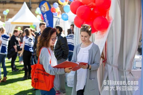 澳洲大学商学院排名