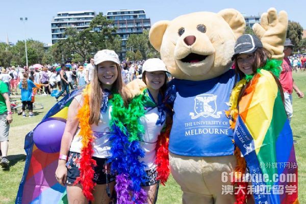 墨尔本大学翻译硕士学费