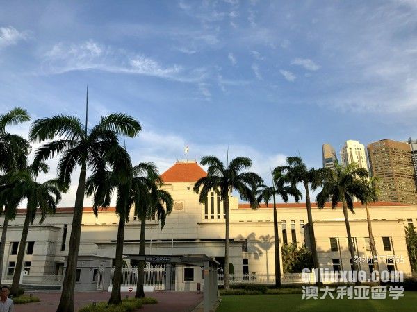 新加坡私立大学本科费用