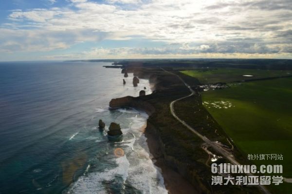 澳洲本科留学直申