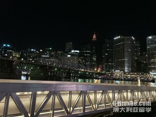 �Ĵ����Ǳ���רҵ�Ƽ�