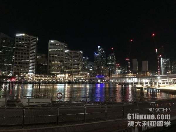 ����˶ʿѧУ�Ƽ�