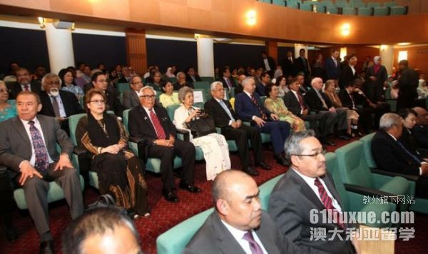 马来西亚英迪大学一年学费是多少