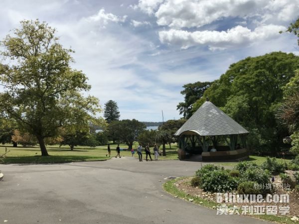 澳大利亚留学一年费用是多少