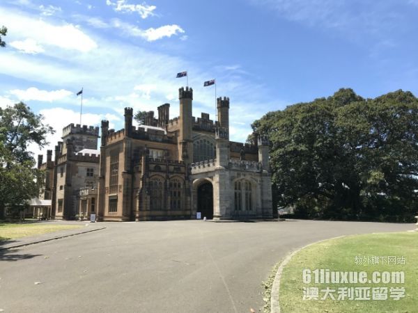 �Ĵ�������ѧһ����Ҫ����Ǯ