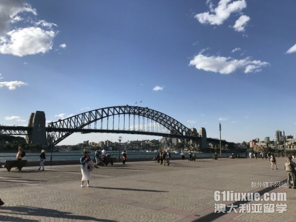 ����˶ʿ��ѧ����ʱ��